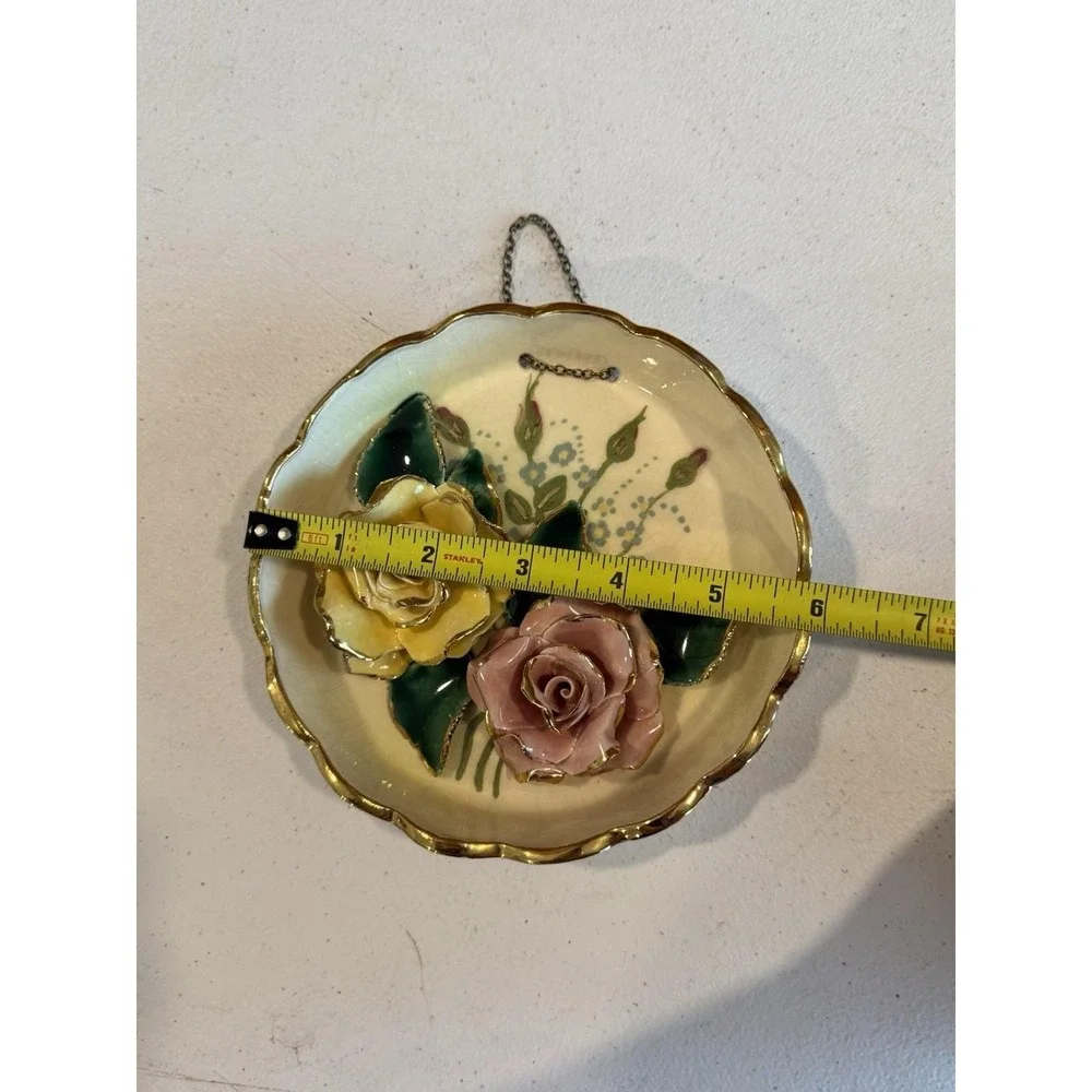 VTG Pair Of Capodimonte-Style Italian Wall Plaque 3-D Painted Roses From Chain